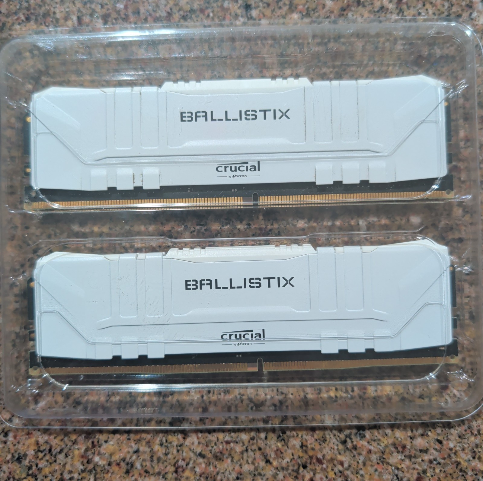 Crucial Ballistix White 16GB 2x8GB DDR4 3600MHz CL16 Desktop RAM BL8G36C16U4W