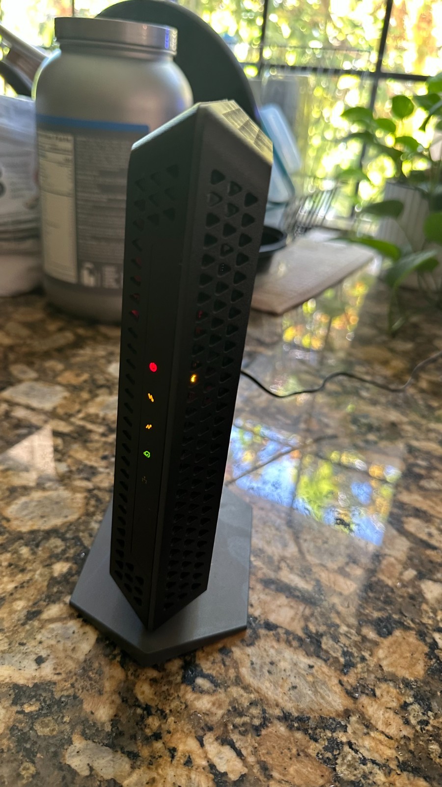 NETGEAR CM600 Cable Modem DOCSIS 3.0 24x8 960Mbps High Speed Tested Working