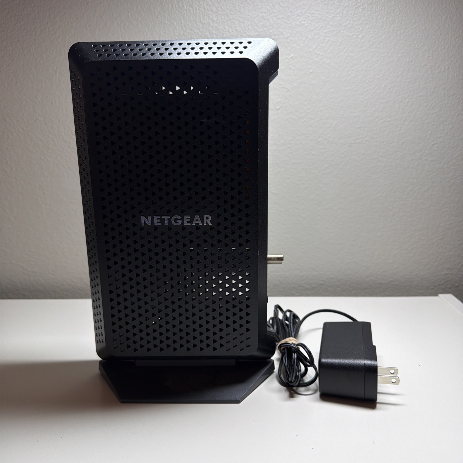 NETGEAR Nighthawk CM1200 DOCSIS 3.1 Modem w/Power Adapter - Tested Works