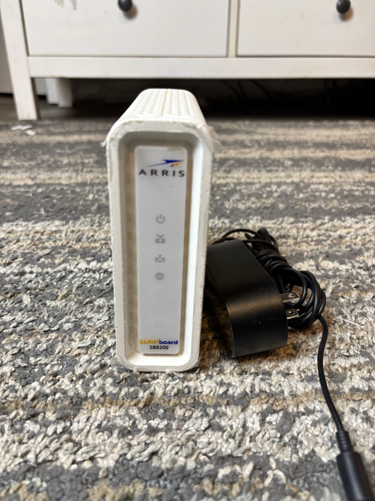 ARRIS SB8200 SURFboard DOCSIS 3.1 Cable Modem - White