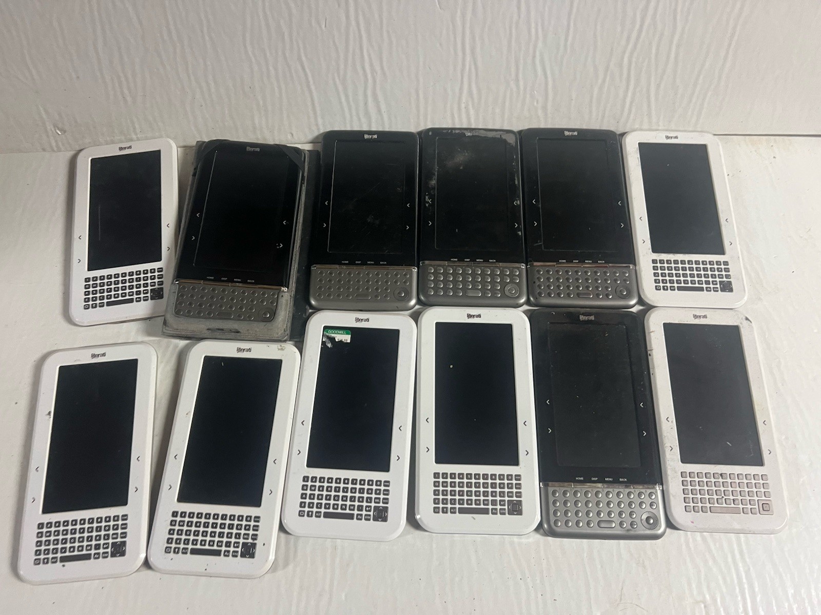 Lot Of 12 As Is The Sharper Image Literati wireless E-book reader 256mb Tablet