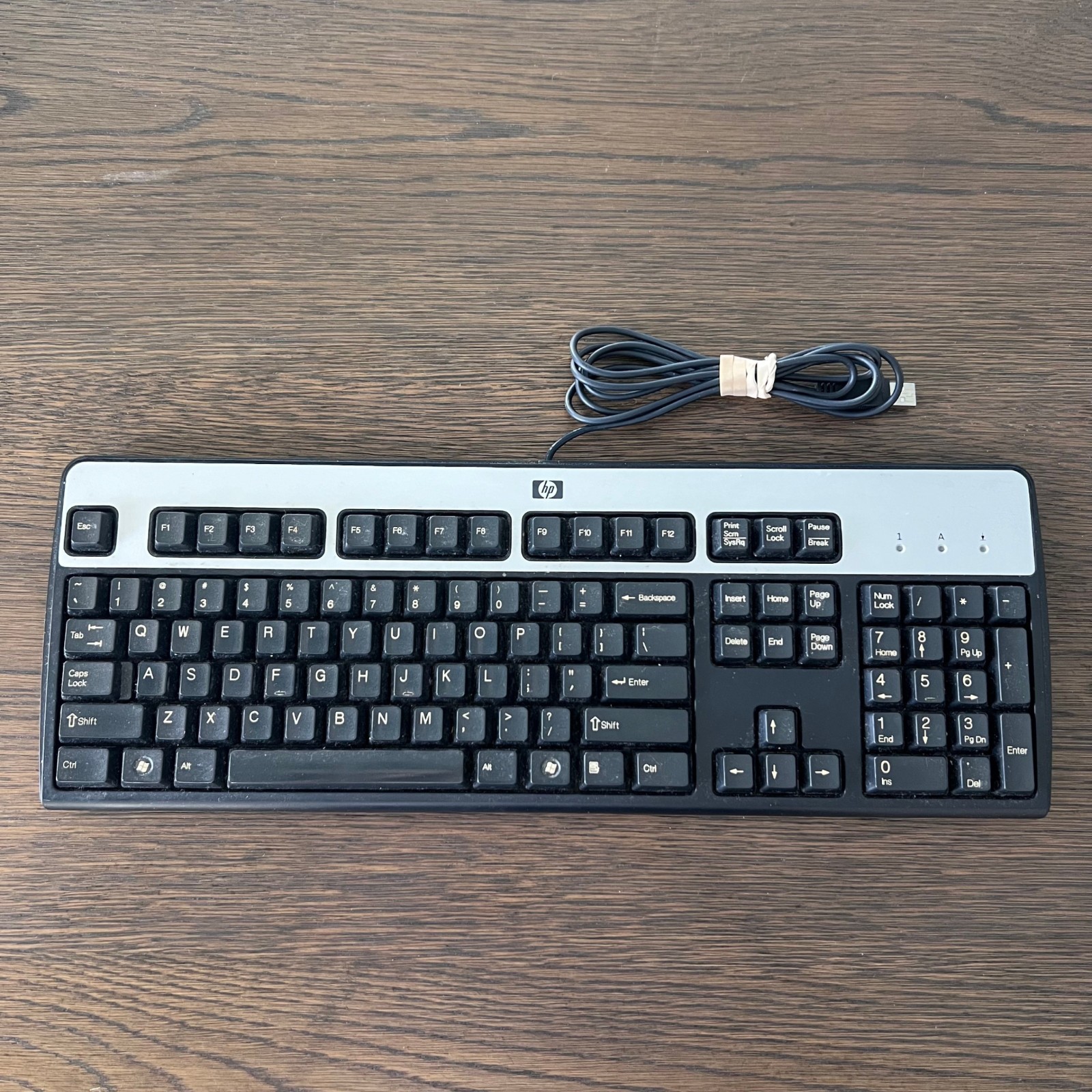 HP KU-0316 104-Key Wired USB Standard Desktop Keyboard 434821 001 002 007 Silver