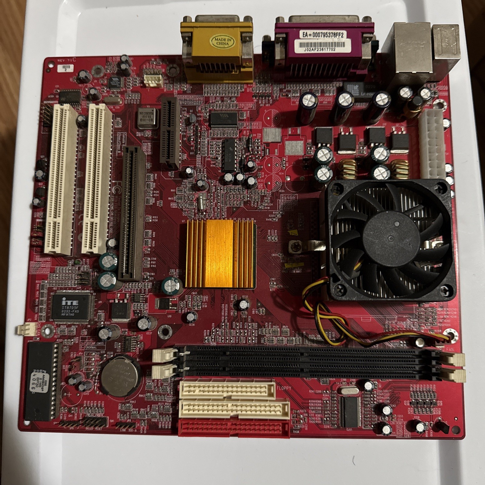 PC-Chips M810LR-H REV 7.1 A Socket 462 Motherboard
