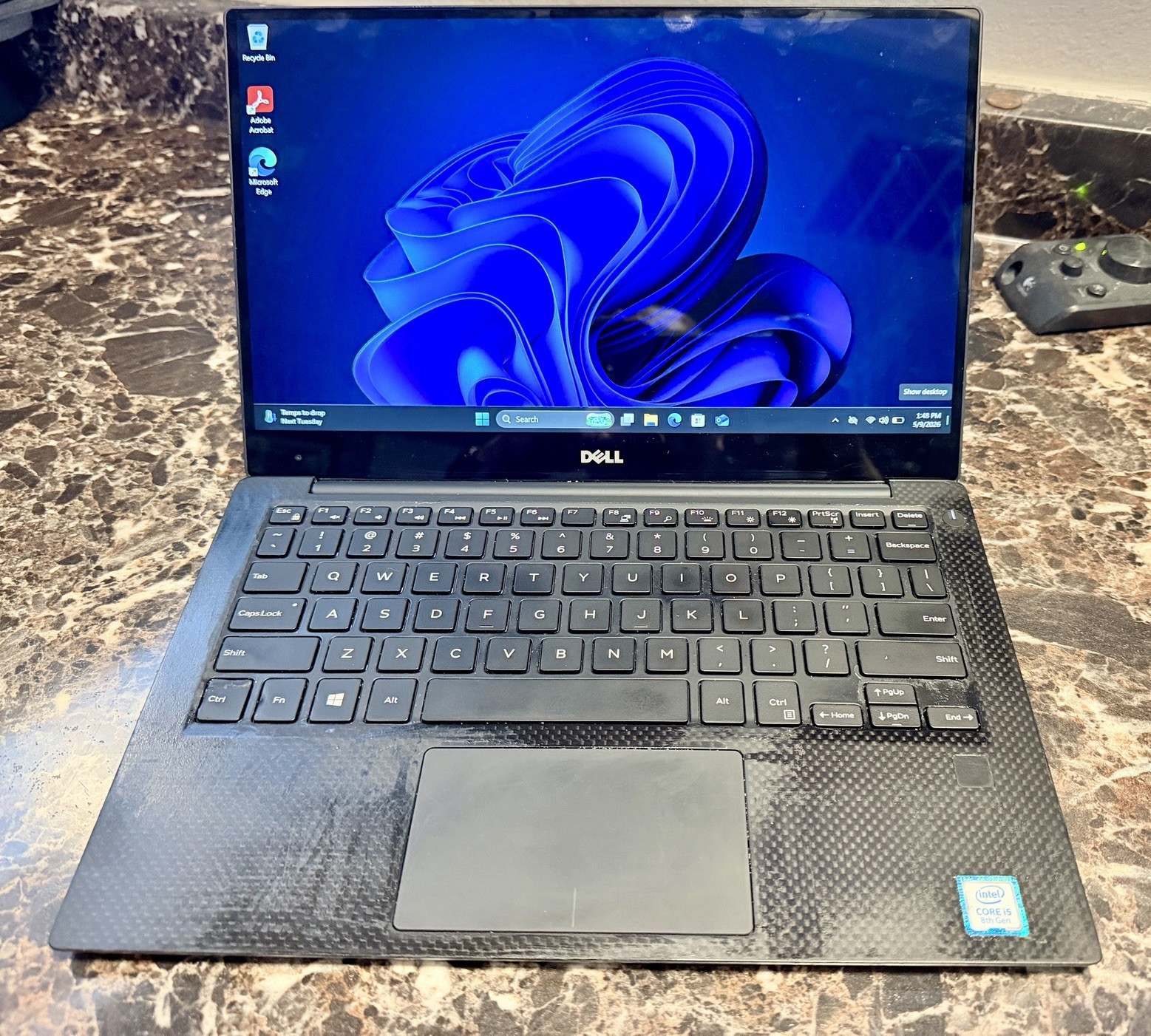 Dell XPS 13.3" Touchscreen i5-8250U 8GB 256GB SSD Win11