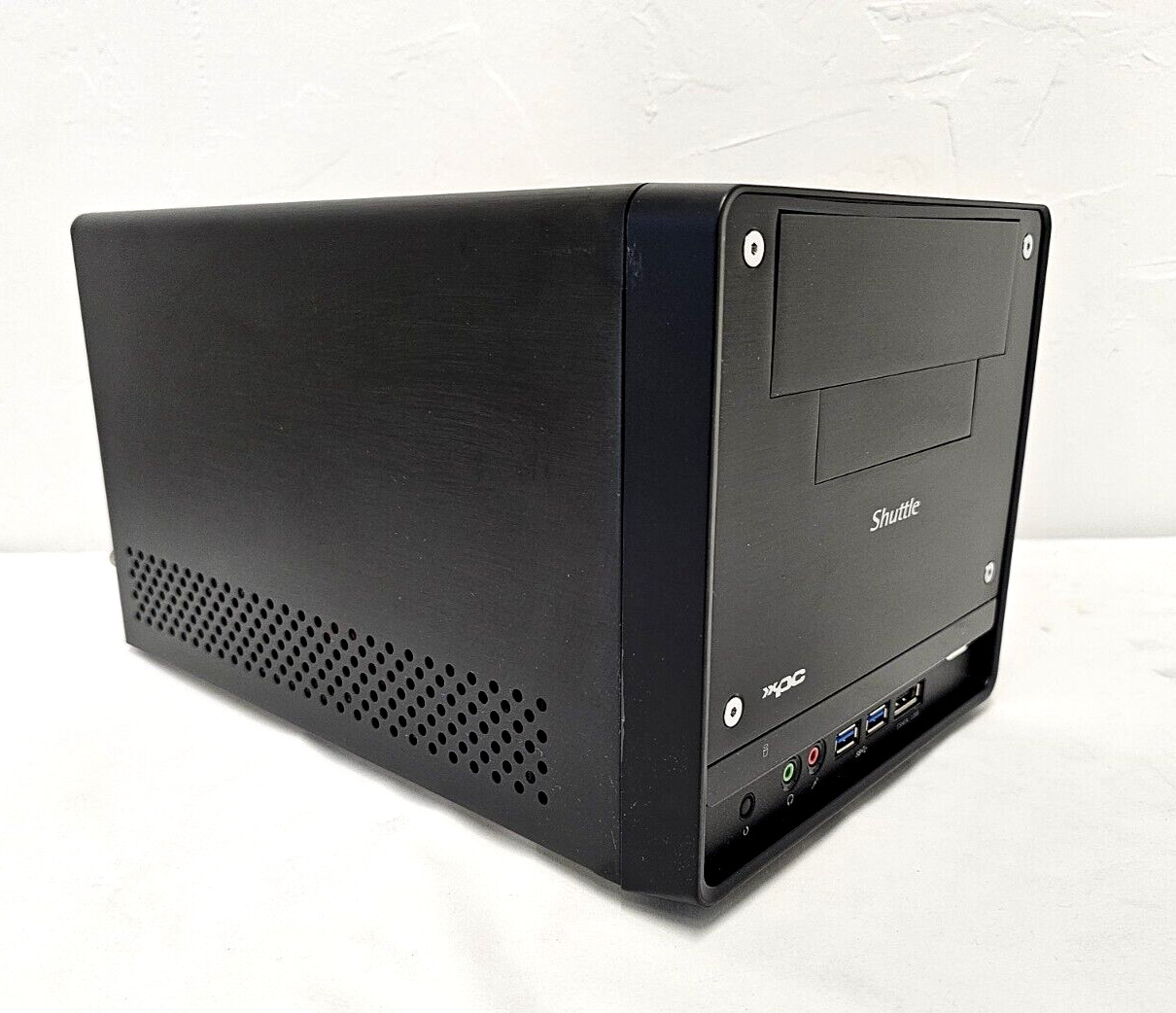 Shuttle XPC SH67 Cube Computer PC Intel i5-2400, 1TB HDD, 8GB Ram, Win 10 Pro OS