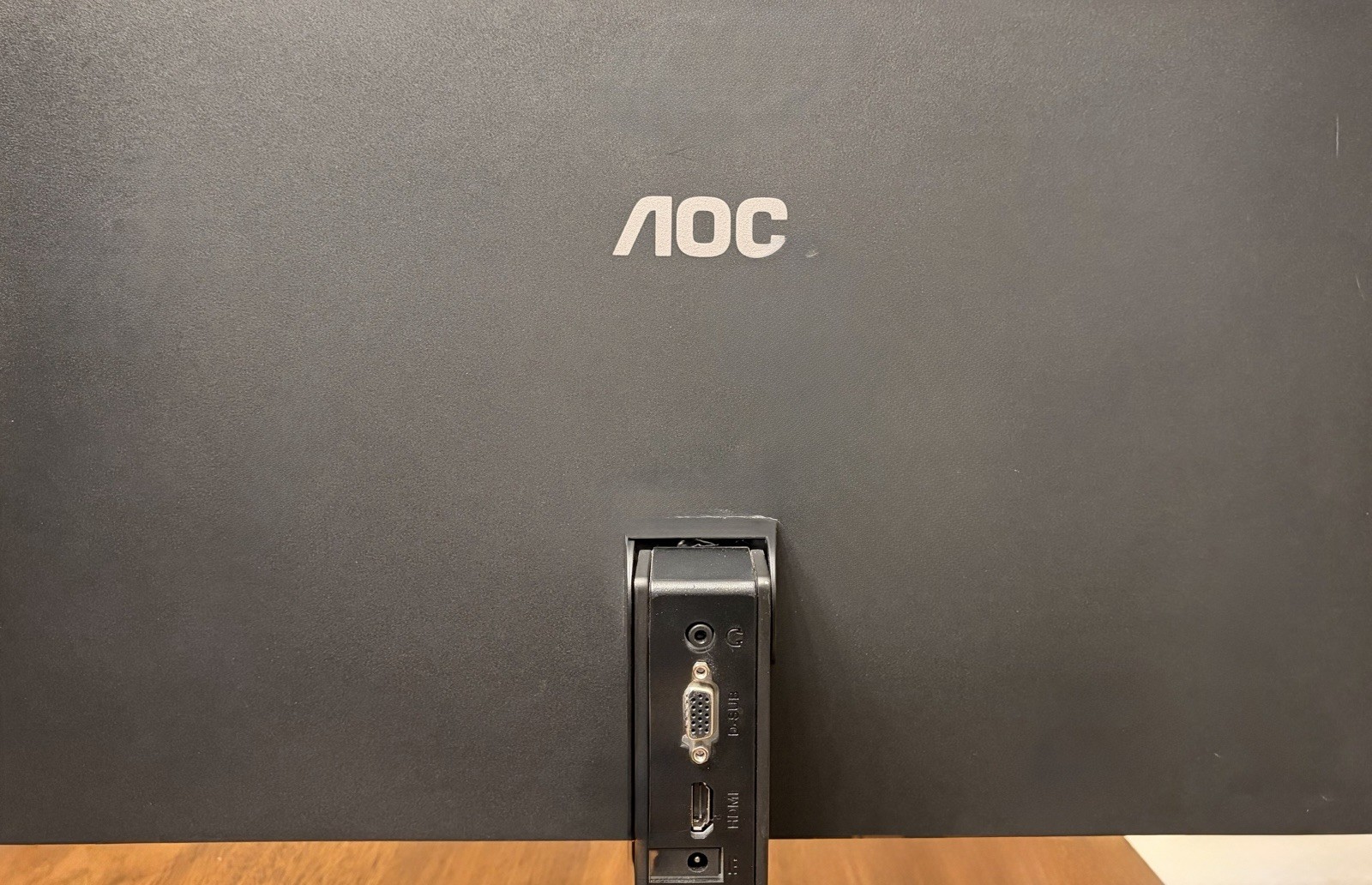 AOC LED 1080p Monitor 16:9 20 inch HDMI VGA Black (plus cords)