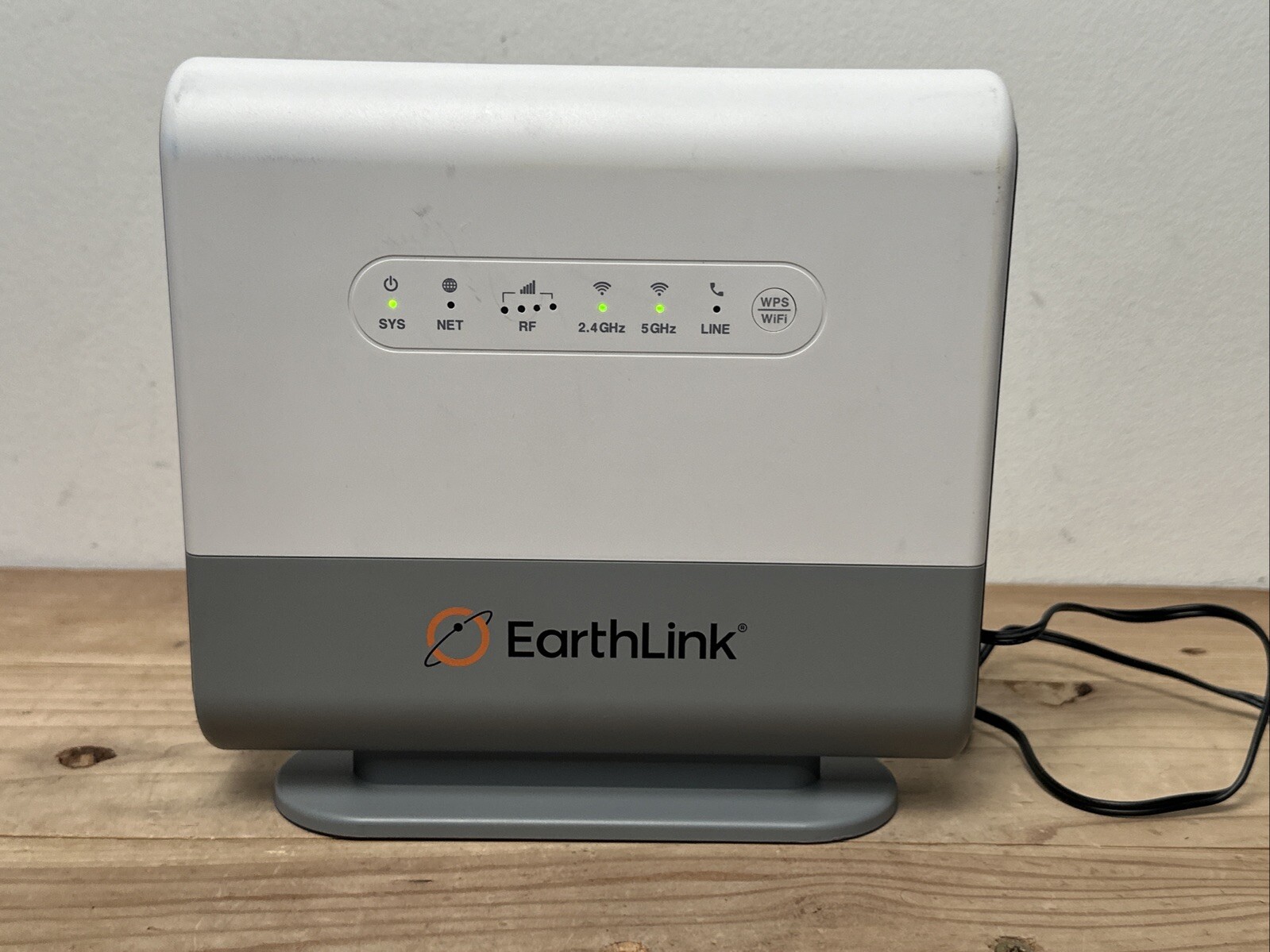 EarthLink Wireless Internet High Speed 4G LTE Wifi Router Titan 3000 Used