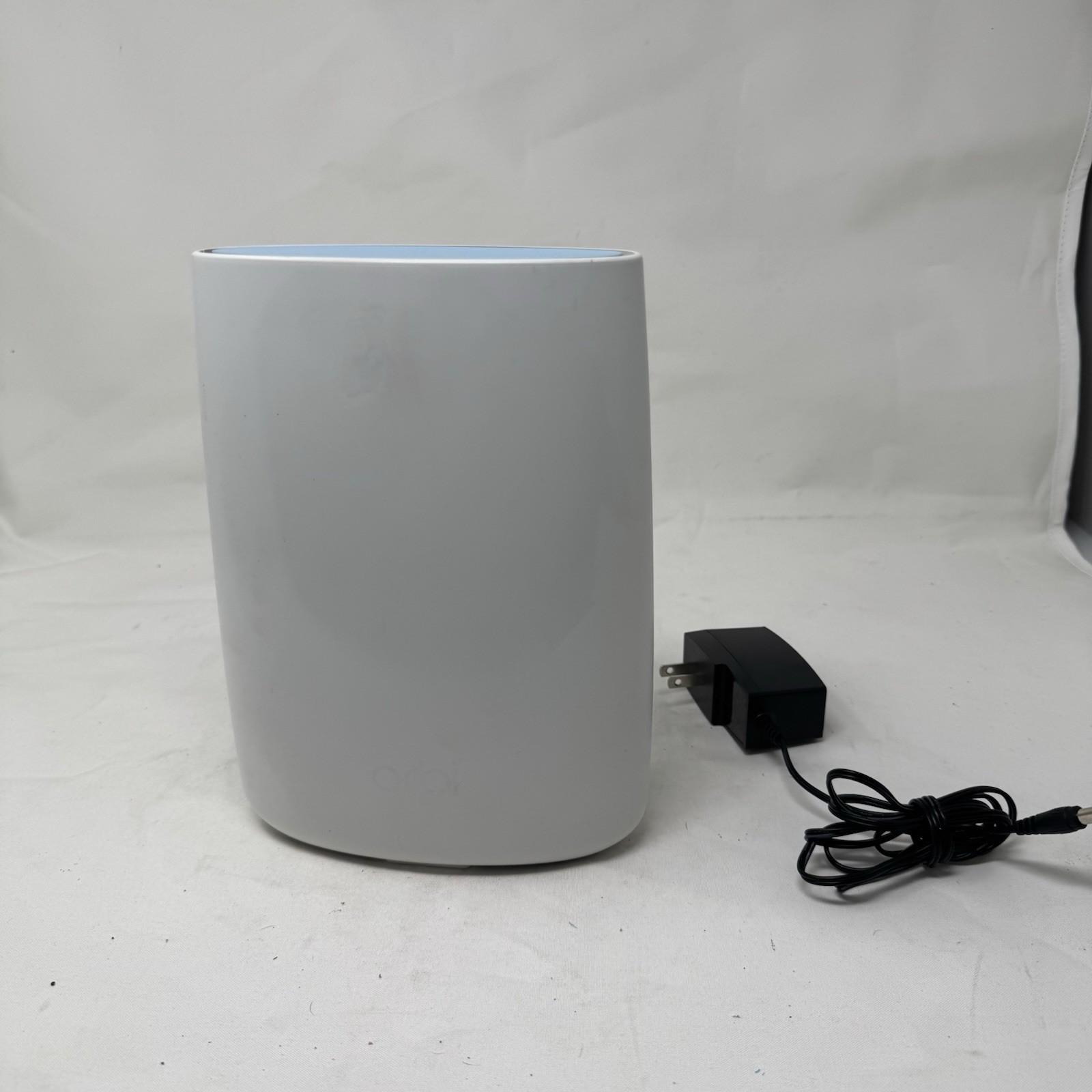 Netgear Orbi RBR50 AC3000  Tri-Band WiFI Mesh Router With Power Cord