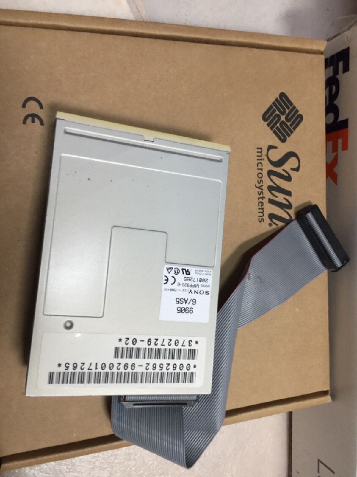 SUN  370-2729 Floppy DRIVE with CABLE , for Ultra 60 /Ultra 80 *Test-PASS*