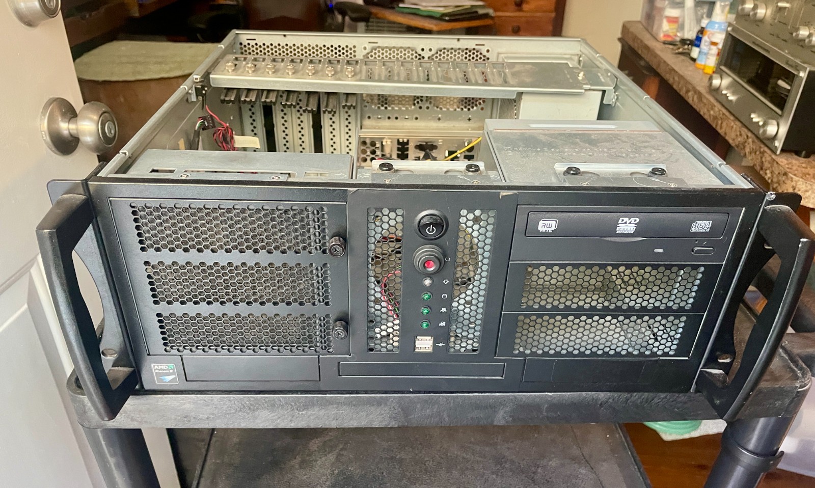 CHENBRO RM42300 4U Compact Rackmount Industrial Server Chassis