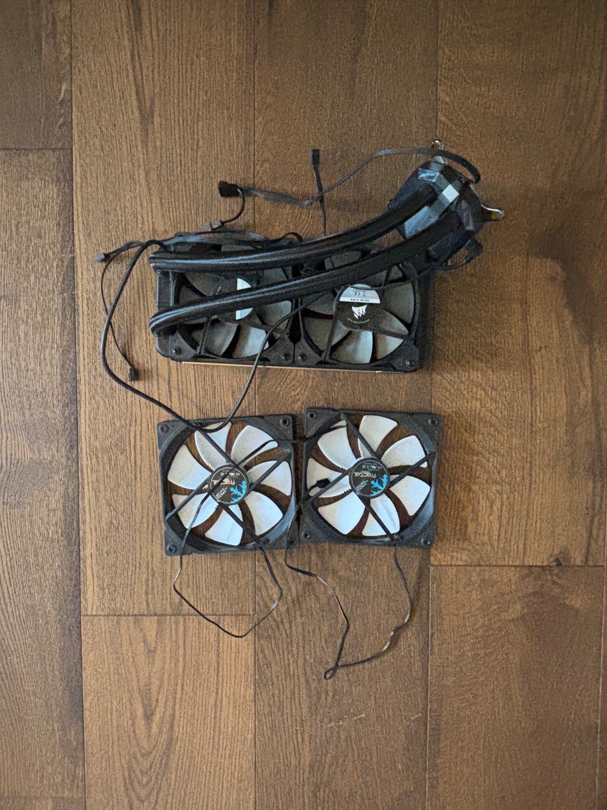 Corsair CW-9060025-WW  plus QTY 2 Fractal Dynamic GP-14