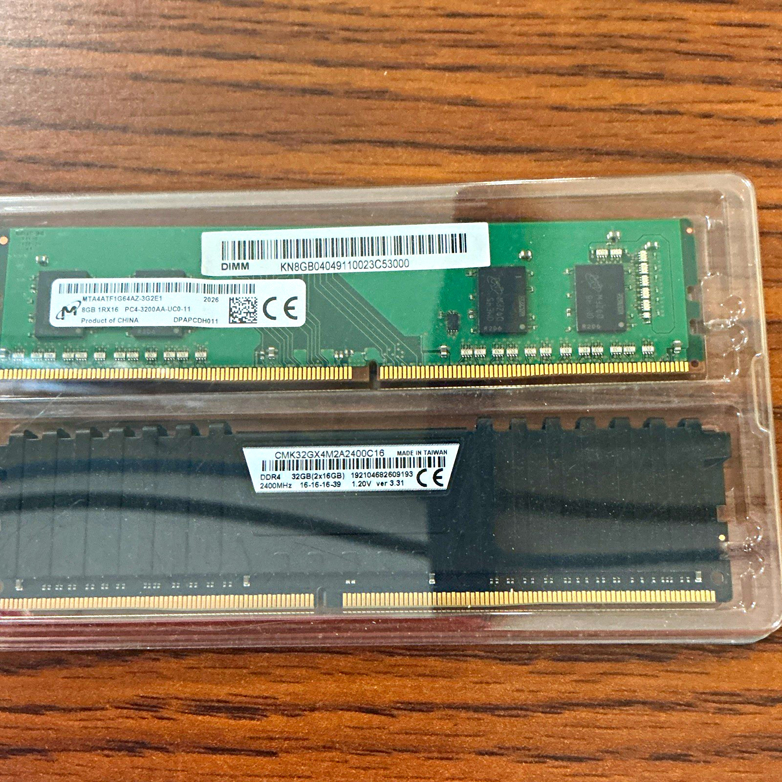 Kingston Corsair Vengeance LPX 32GB (2x16GB) DDR4-2400 288-Pin DIMM ECC