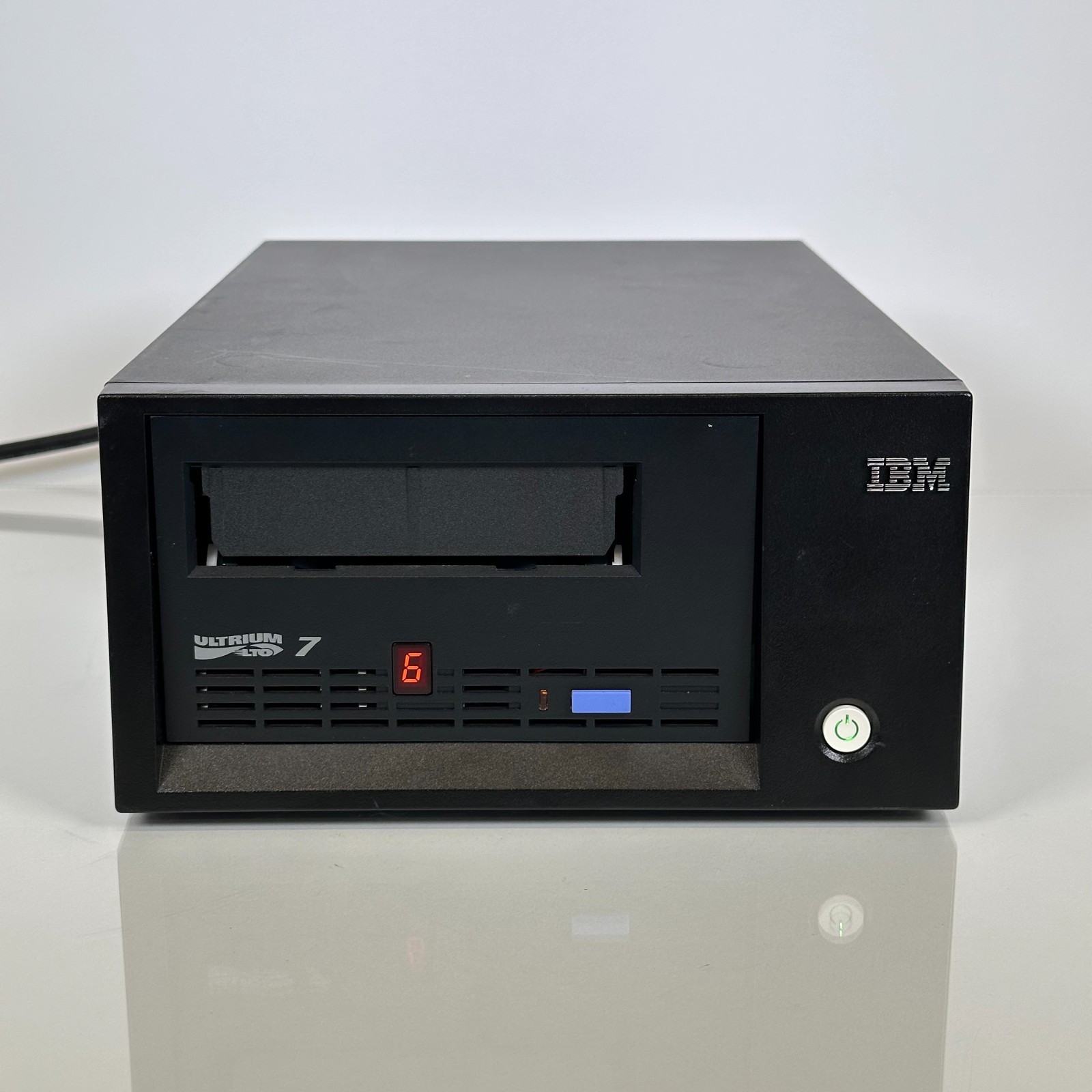 IBM LTO Ultrium 7 SAS Tape Drive IBM External Tabletop 46C2786 LTO-7