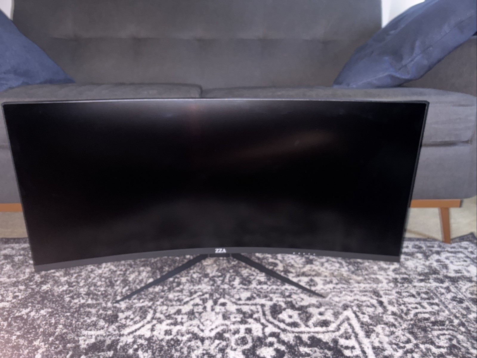 Monitor￼ZZA 34” Model No Z34G