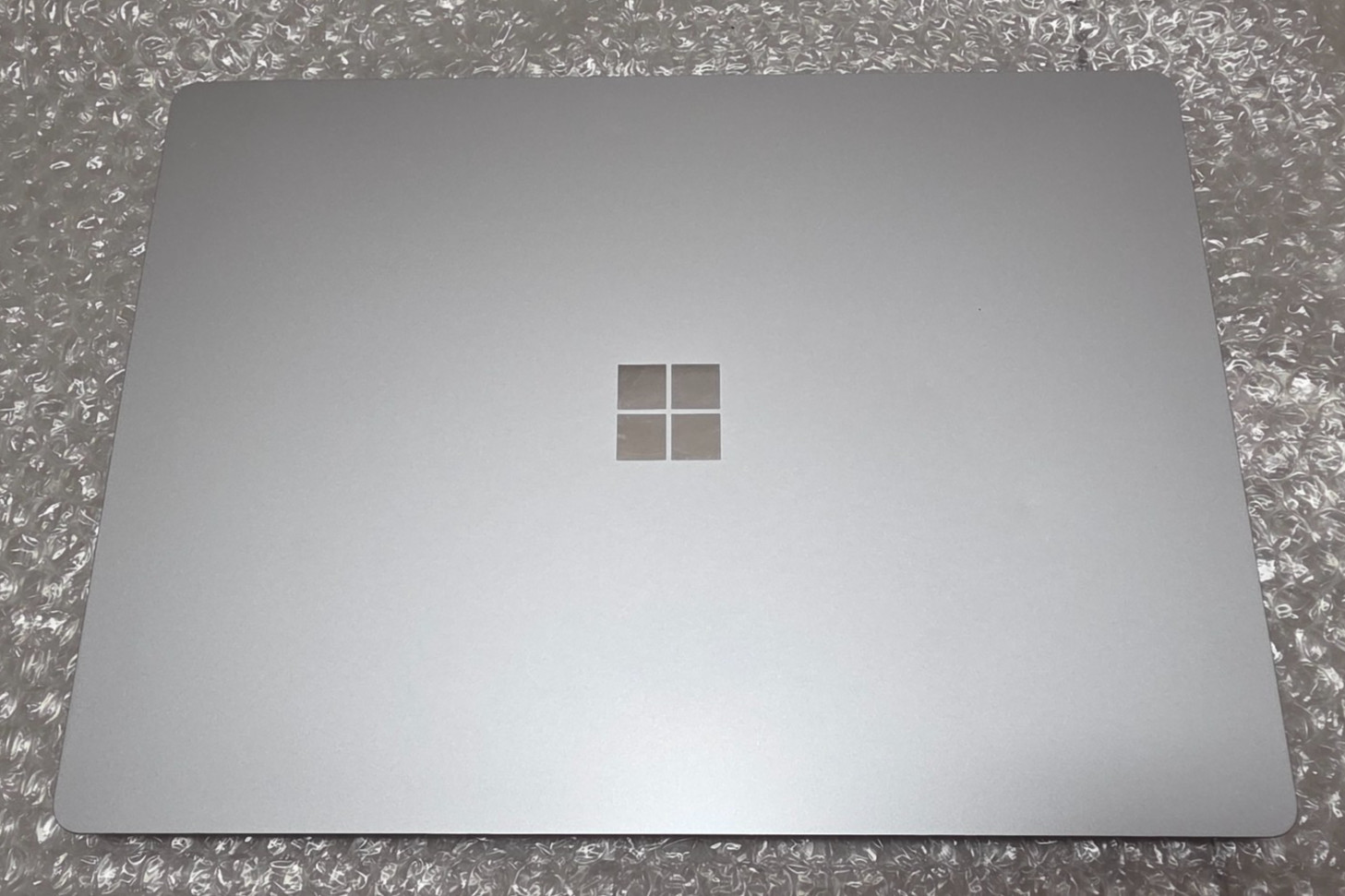 Microsoft Surface Laptop 4 13.5" — AMD Ryzen 5 Surface Edition 8GB RAM 256GB