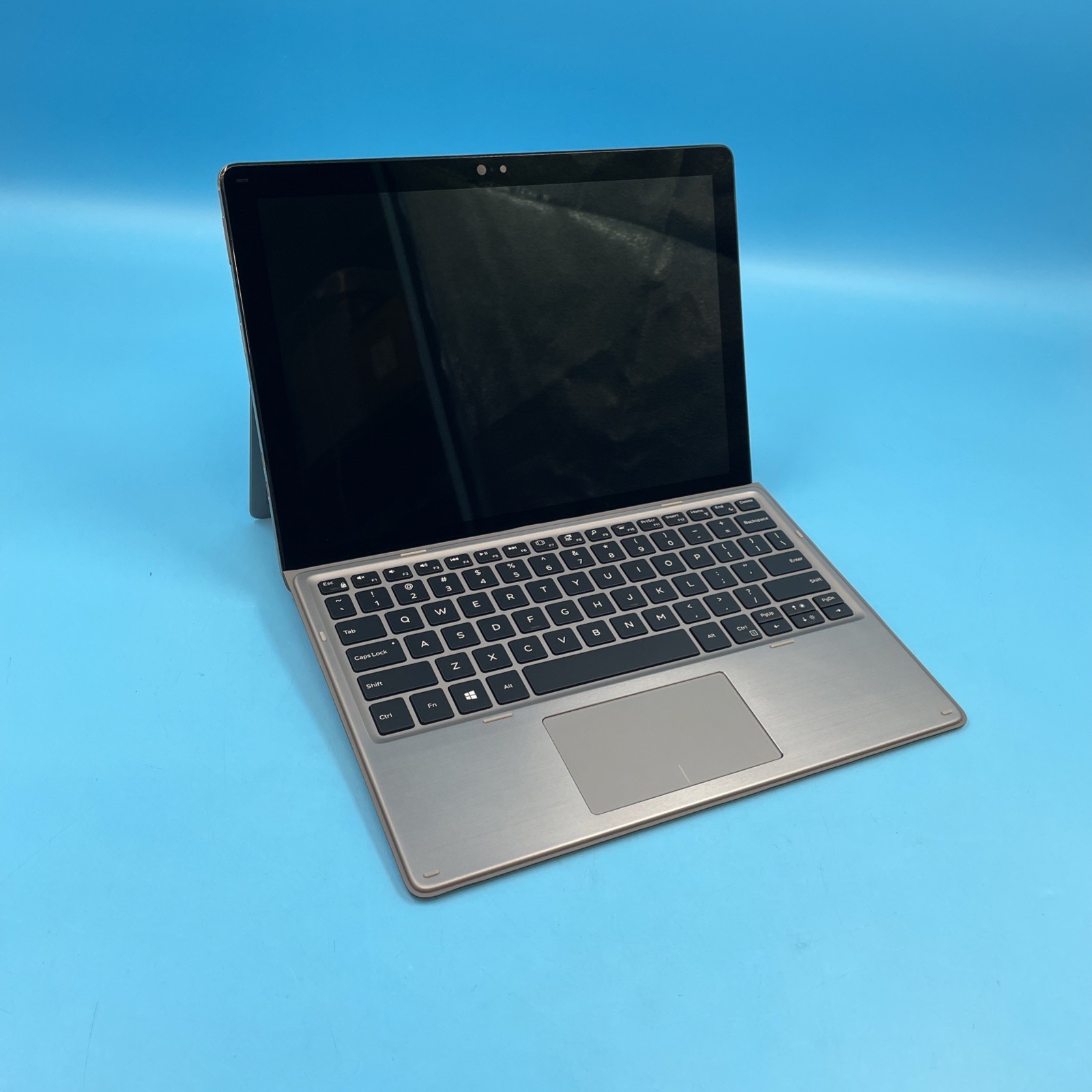 Dell Latitude 7210 2-in-1 | i7-10810U | 16GB RAM | 256GB SSD | NO OS | 69% BATT