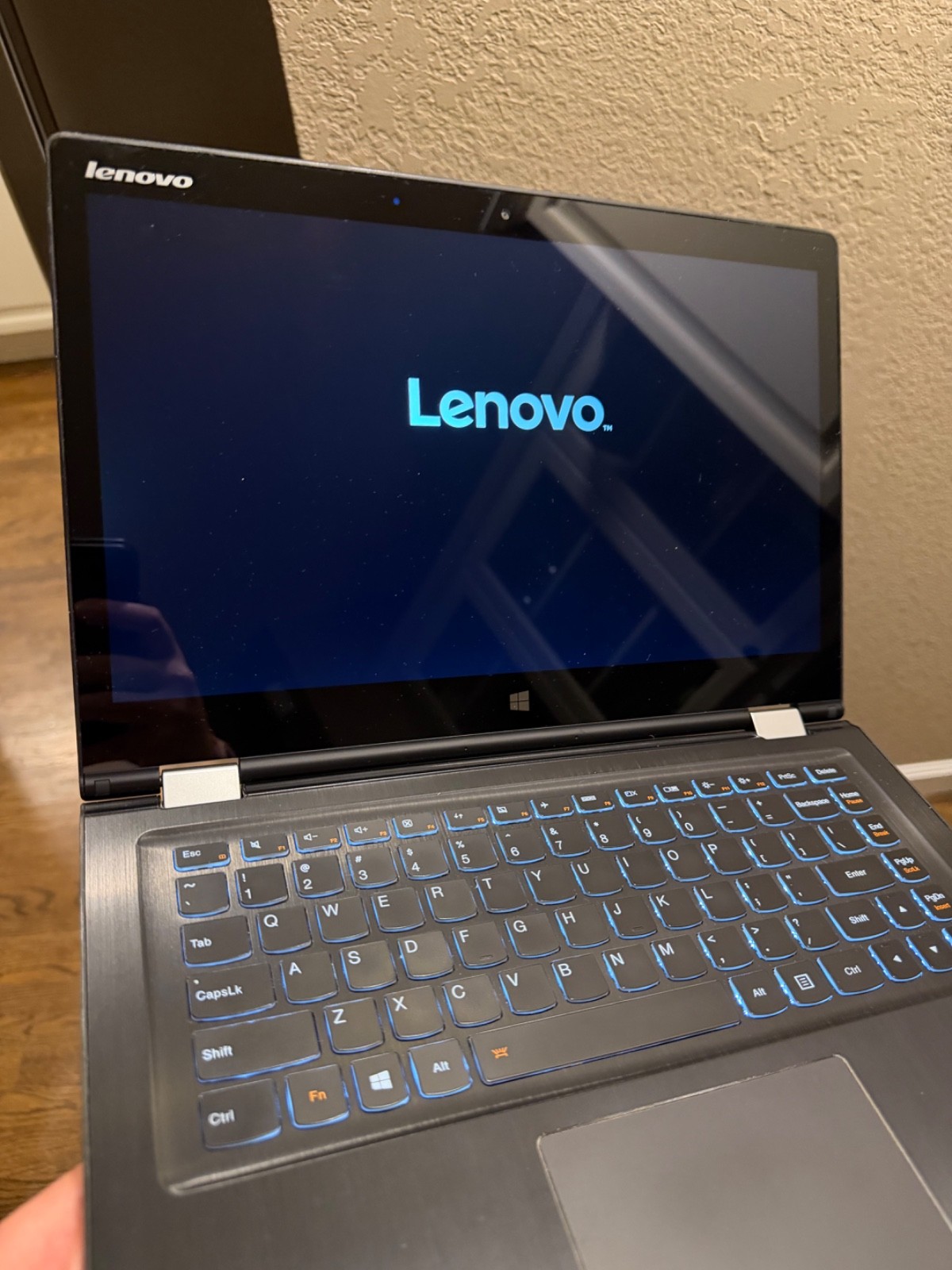 Lenovo Yoga 3 14" i5  SSD Win 10 Home