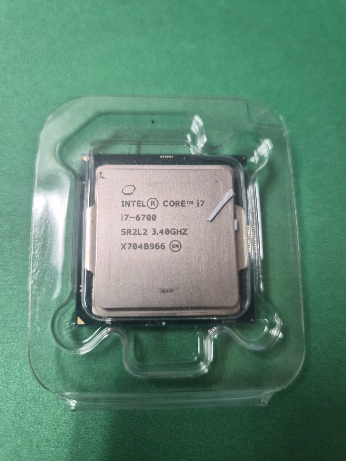 Intel Core i7-6700 Processor (3.40 GHz, 4 Cores, LGA 1151) - SR2L2