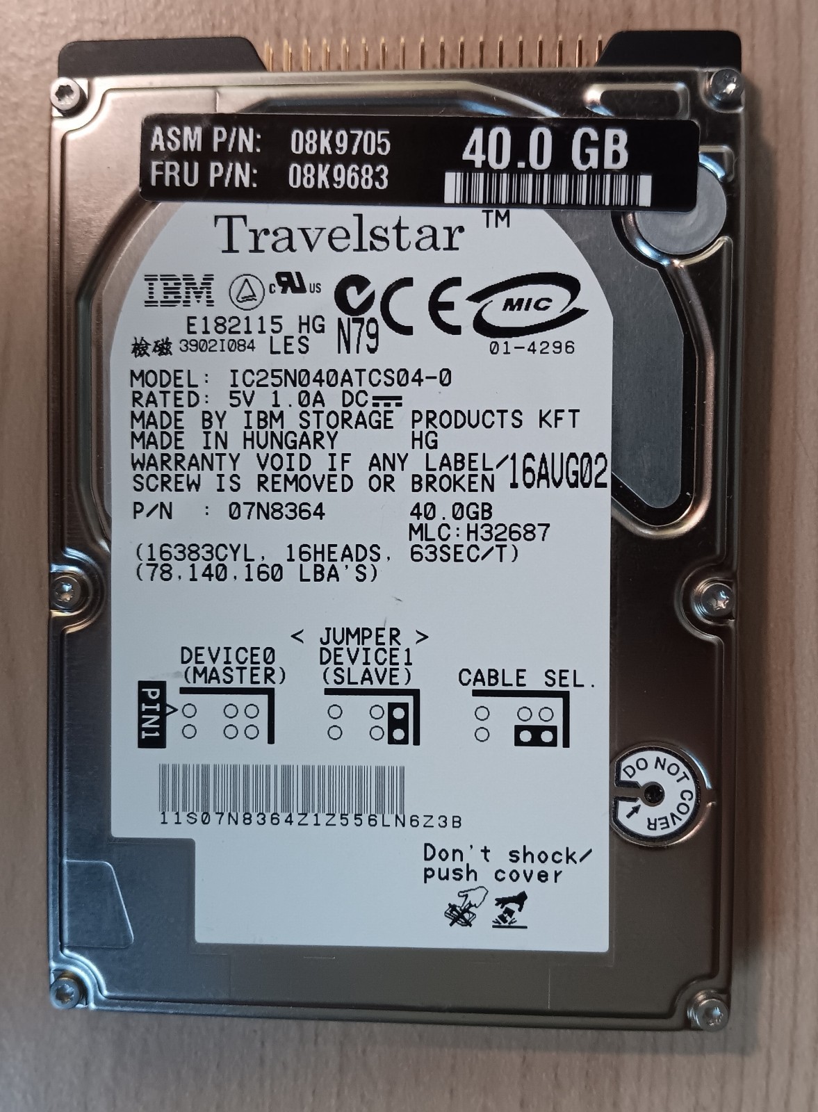 IBM Travelstar 40GB 2.5" IDE Hard Drive - IC25N040ATCS04-0