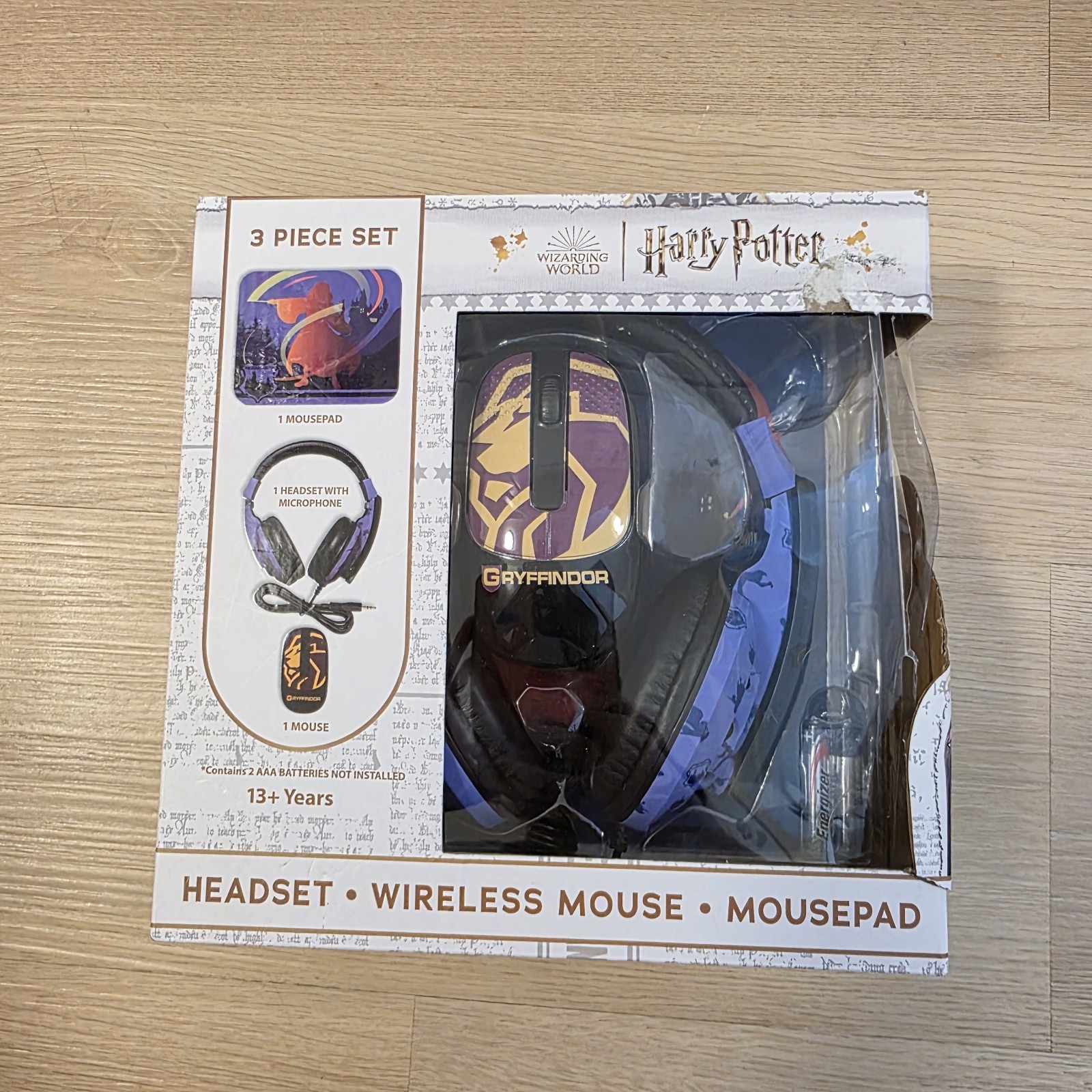 Harrg Potter Wizarding World Gryffindor 3 Pc Tech Bundle Headset Wireless Mouse