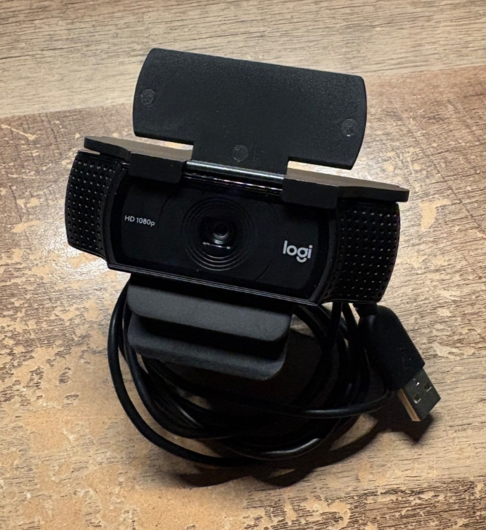 2M Logitech Logi HD 1080p USB Webcam VU0060 FREE S/H