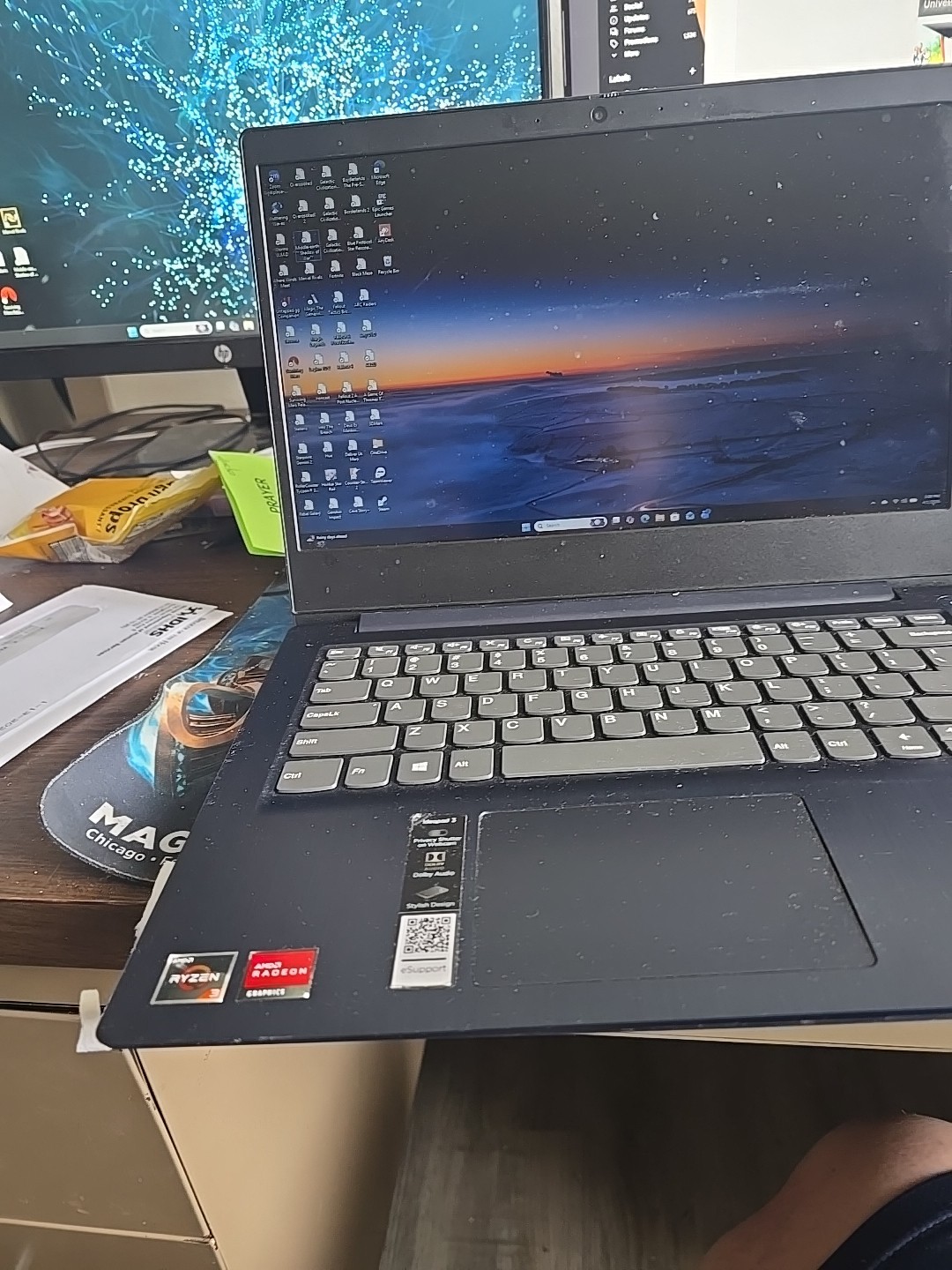 Lenovo IdeaPad 3 Laptop 15.6 FHD AMD Ryzen 3 3250u Upgraded 12 GB RAM 1TB NVMe