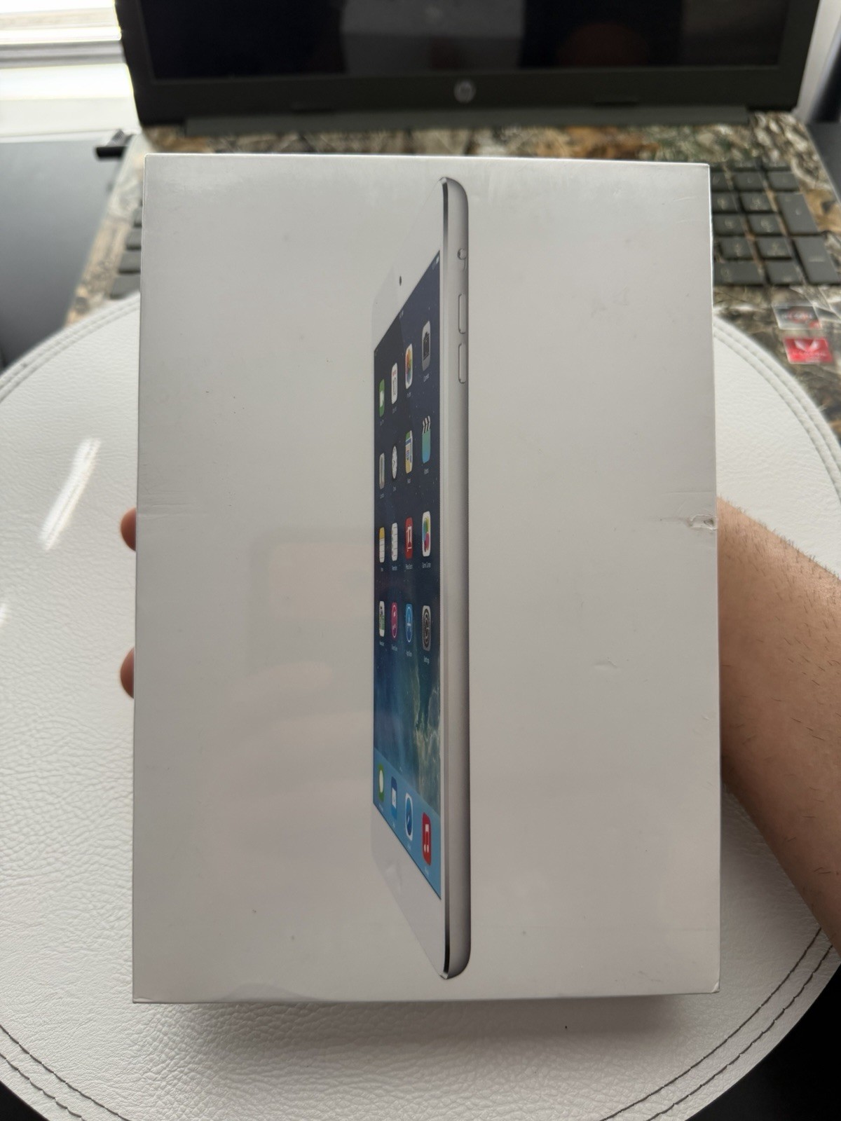 Apple iPad mini 1st Generation 16GB Wi-Fi - White & Silver, Factory Sealed
