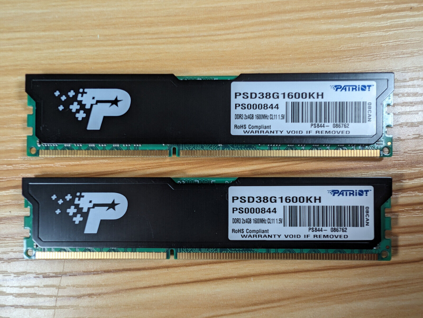Patriot Signature Line 8GB (2 x 4GB) DDR3 1600 (PC3 12800) Memory PSD38G1600KH