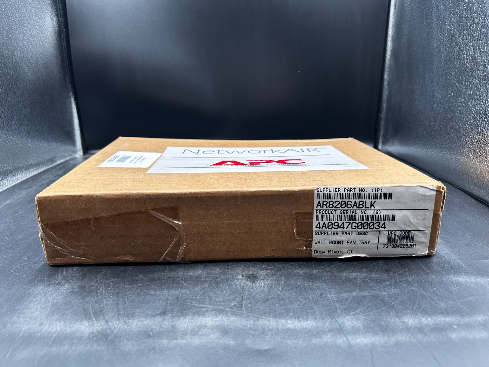 APC AR8206ABLK Roof Fan Tray 120V 50/60Hz for NetShelter WX