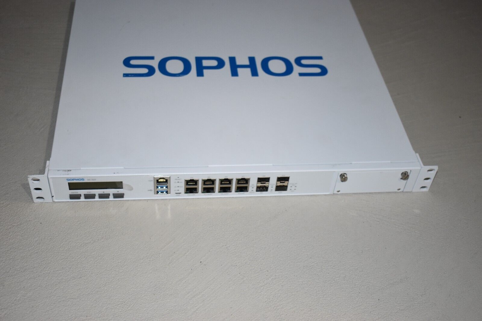 Sophos SG310v2 2x 10GBe Gigabit Rackmount OPNsense Firewall Quad i7-6700 AES-NI