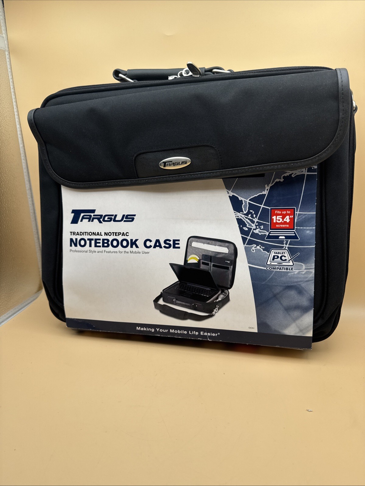 NEW - Targus Traditional Notepac Notebook Case Bag fits 15.4-Inch Laptop, Black