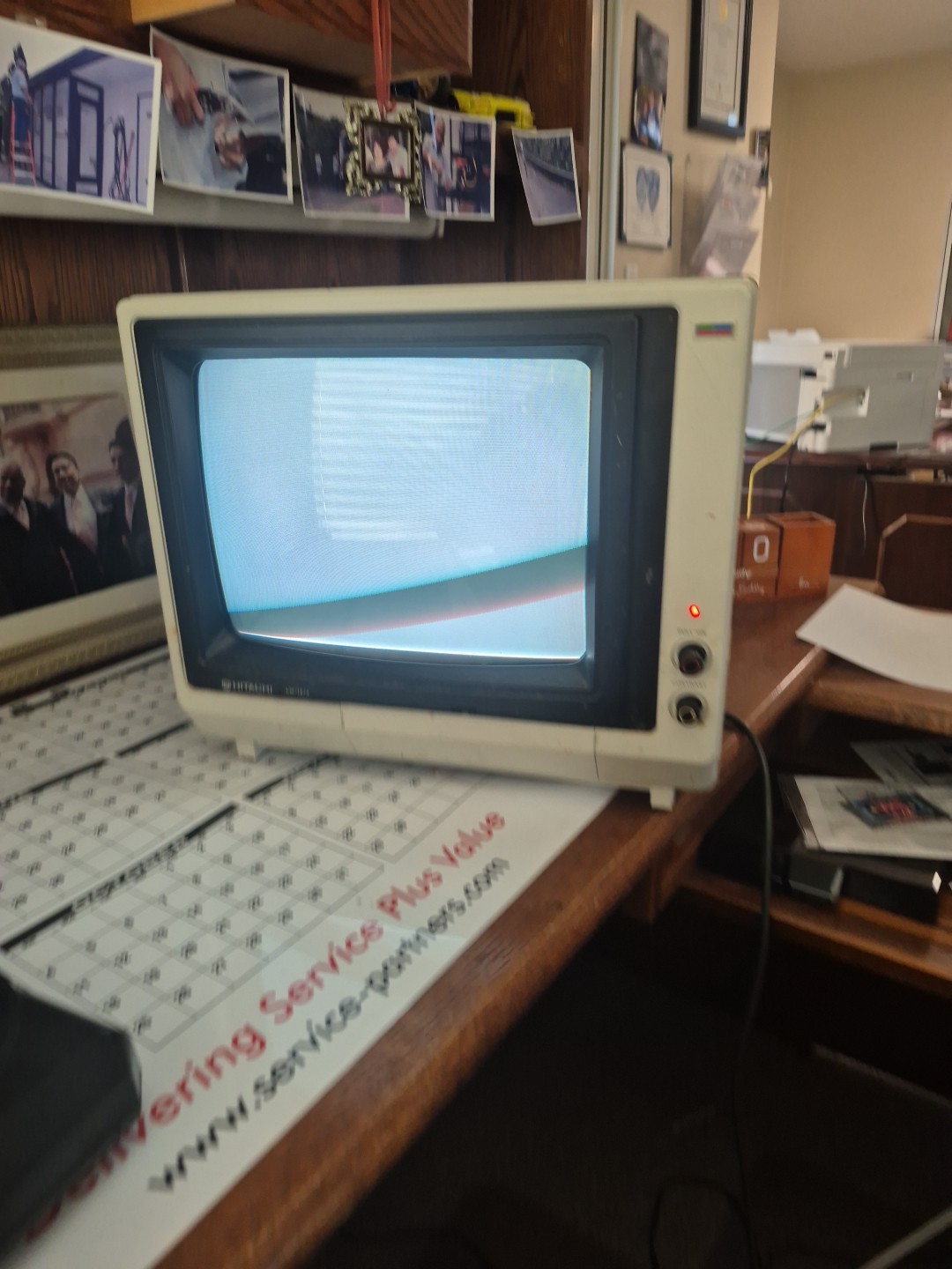 hitachi crt monitor Made For Retro Gaming With Atari And Commodore64