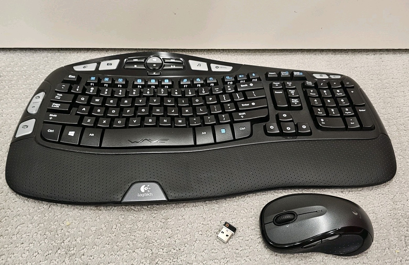 Logitech Comfort Wave Wireless K350 Keyboard & M510 Mouse With Unifying Dongle