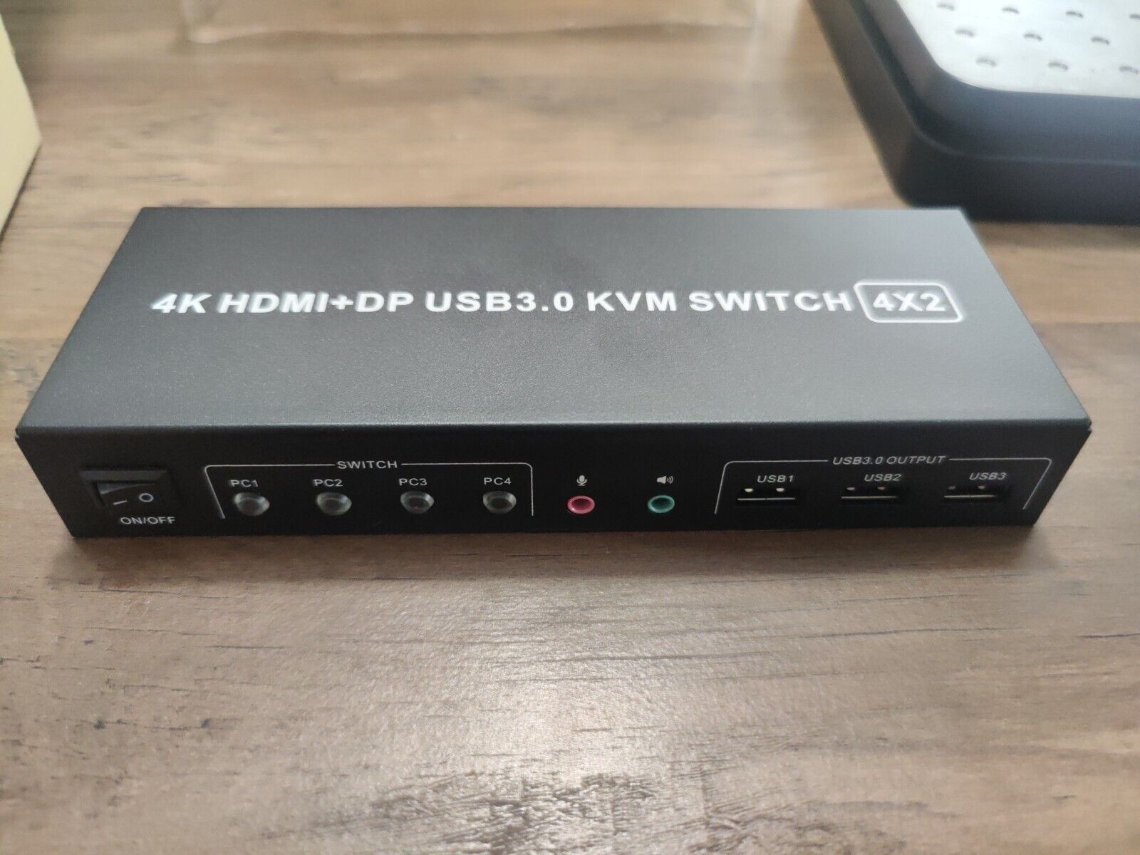 4K HDMI USB 3.0 KVM Switch (4x2) Dual Monitors 4 Computers, 4K@60Hz HDMI