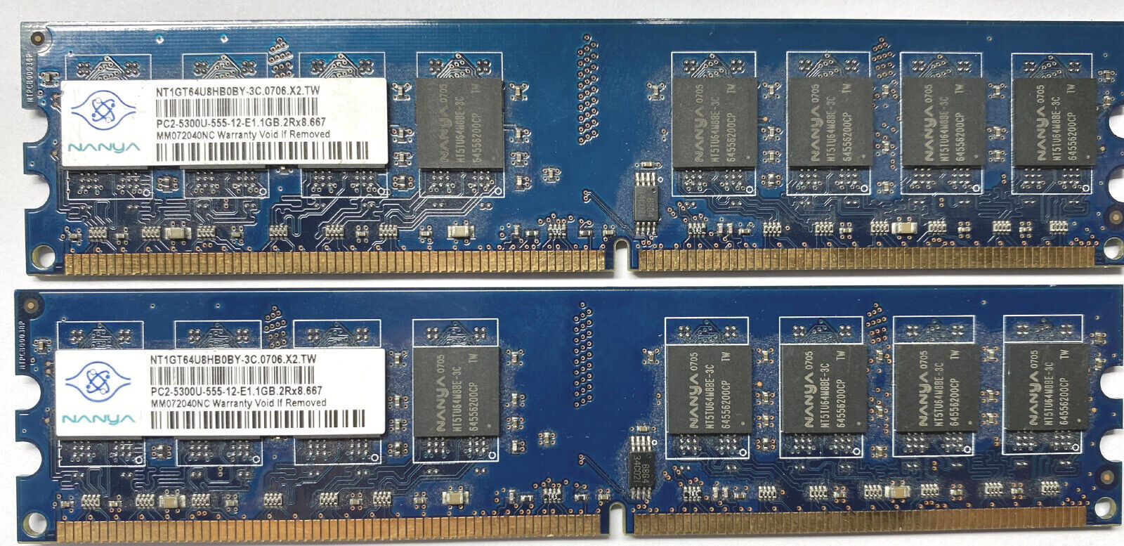 2 x Nanya NT1GT64U8HB0BY-3C 1GB PC2-5300U DDR2-667MHz Desktop RAM Memory Module