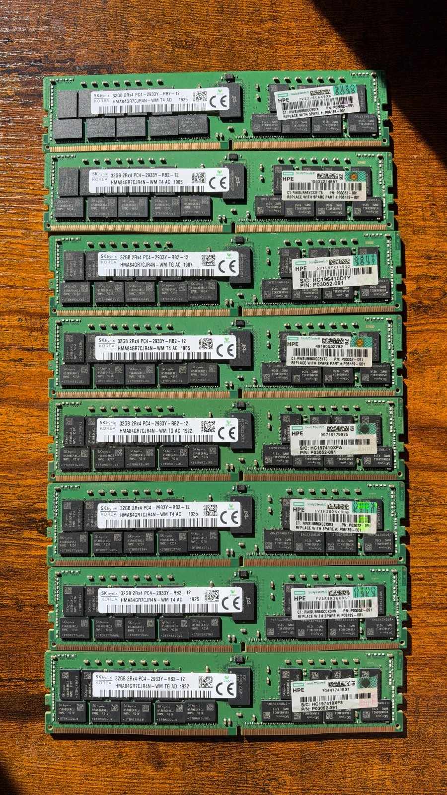HPE P03052-091 SK hynix 32GB DDR4 ECC RDIMM 2933Y 3200AA Server Memory