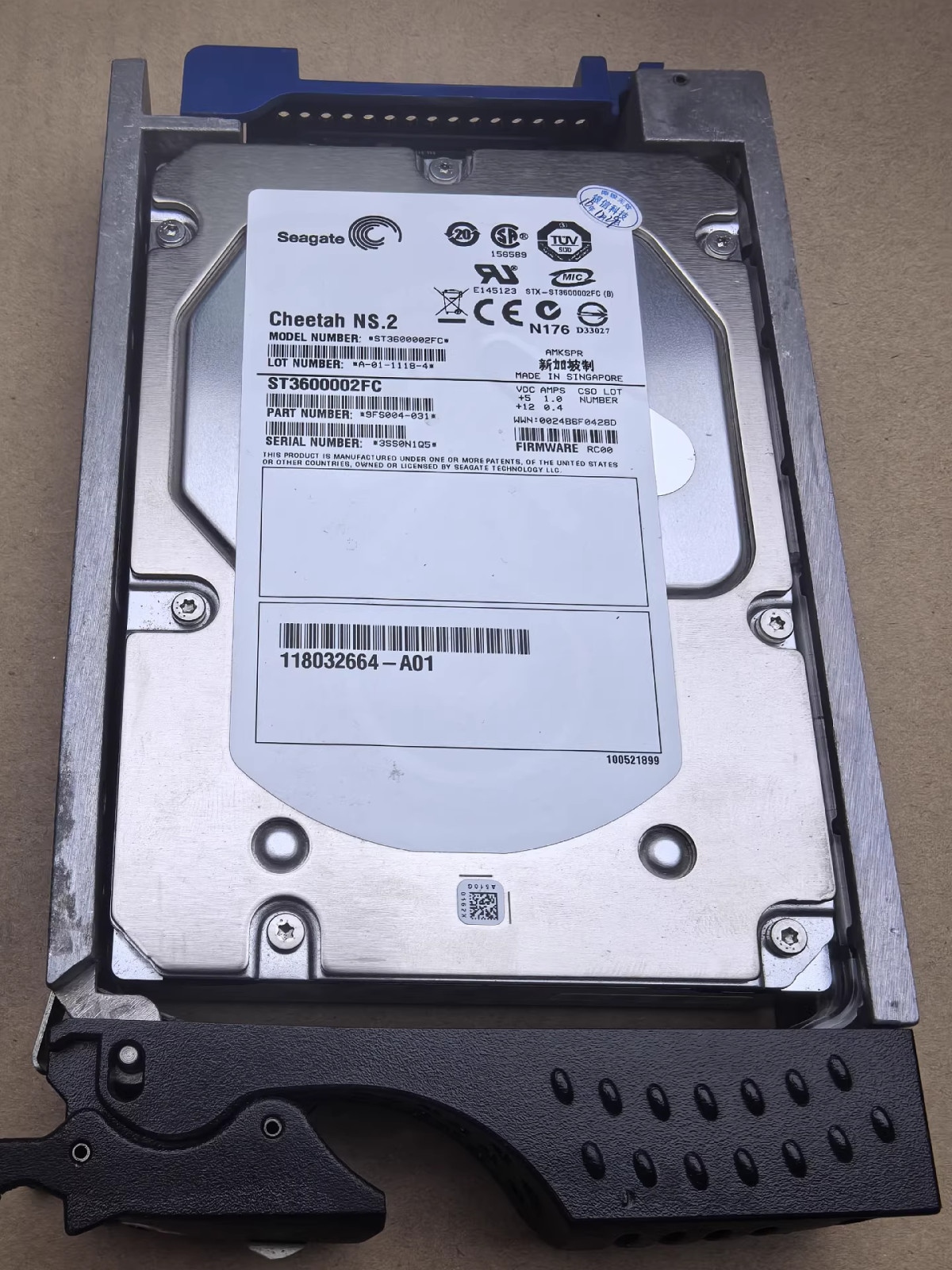 EMC DMX 101-000-208 600G 10K FC 4G 3.5 ST3600002FC USED