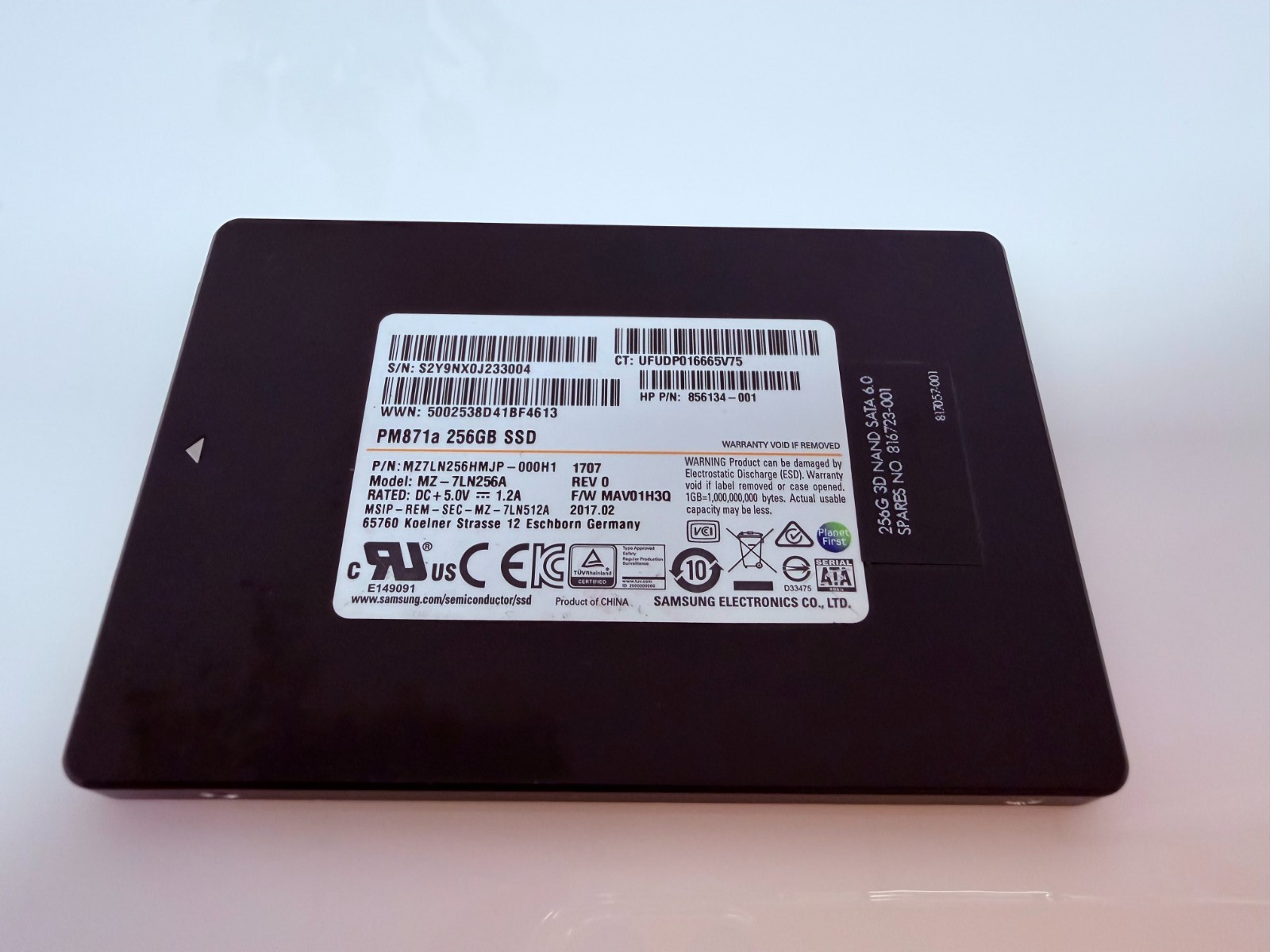 250GB / 256GB SATA 2.5" SSD - Mixed Brands, Tested & Working