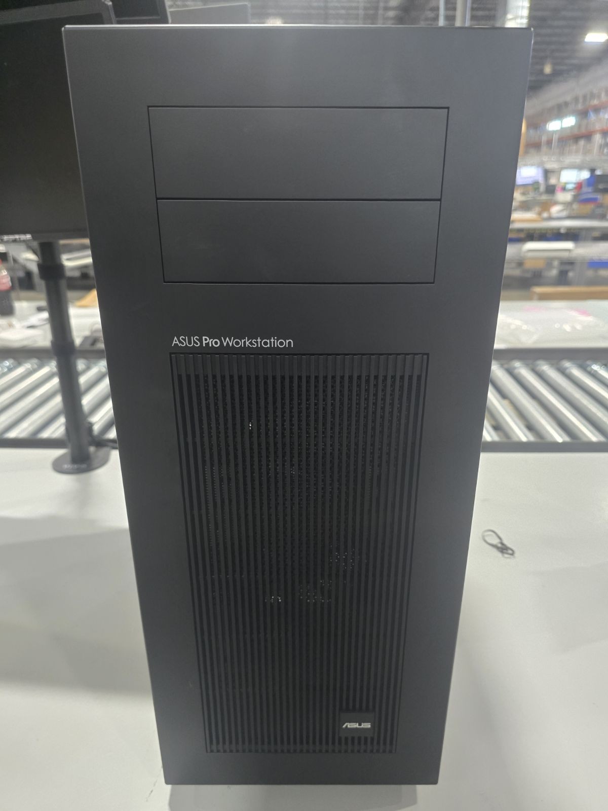 B - ASUS EXPERTCENTER PRO ET700I W7