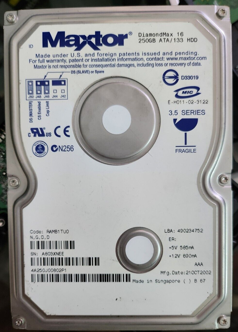 Maxtor 4A250J0 DiamondMAX 16 250GB ATA/133 5.4K RPM IDE 3.5" Hard Drive NEW