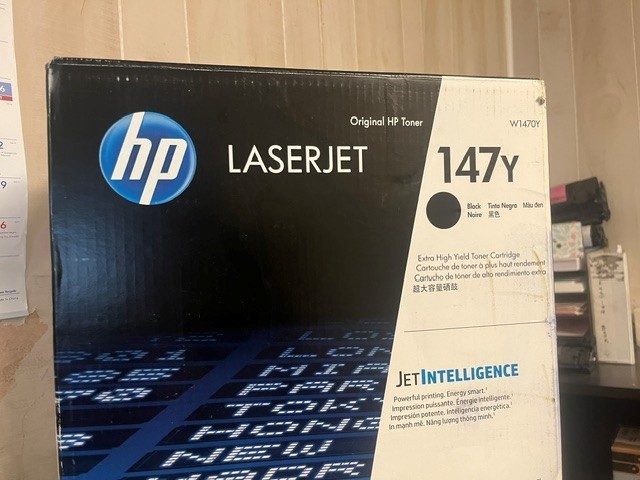 HP 147Y W1470Y Extra High Yield Black Toner LaserJet Open box -sealed bag