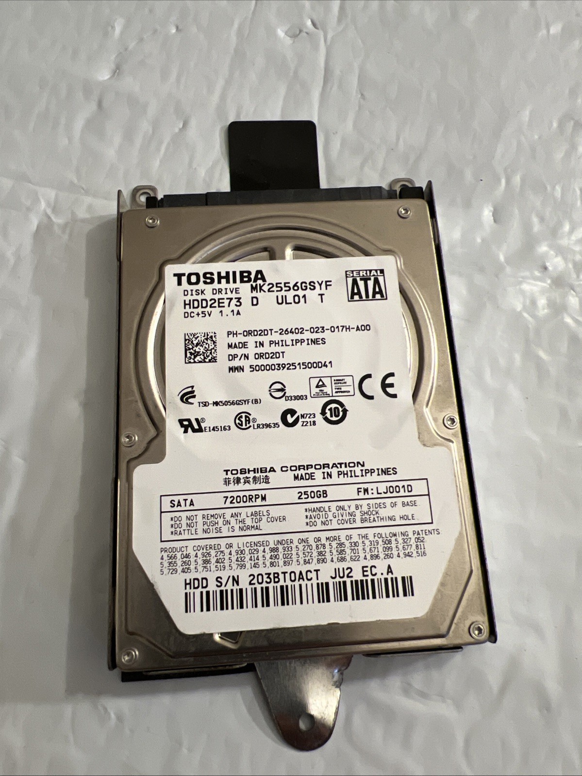 Toshiba MK2556GSYF 250GB HDD2E73 D UL01 T.untested