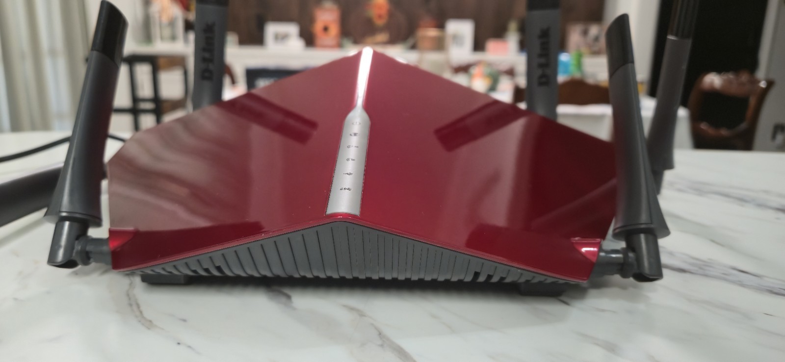 D-Link DIR-890L AC3200 Ultra Tri-Band Wi-Fi Gaming Router - Gloss Red