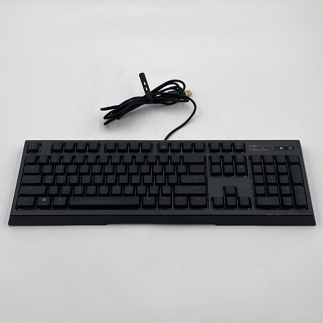 Razer Ornata Chroma Mecha-Membrane Keyboard RZ03-02043