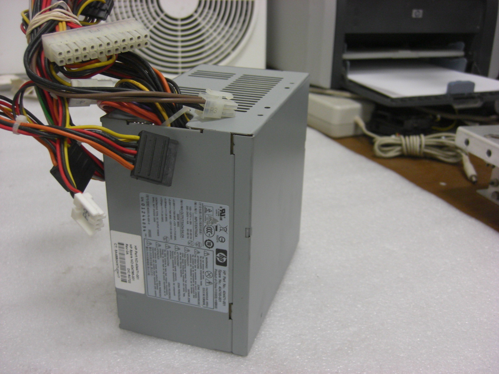 HP 404471-001 404795-001 300w max power supply