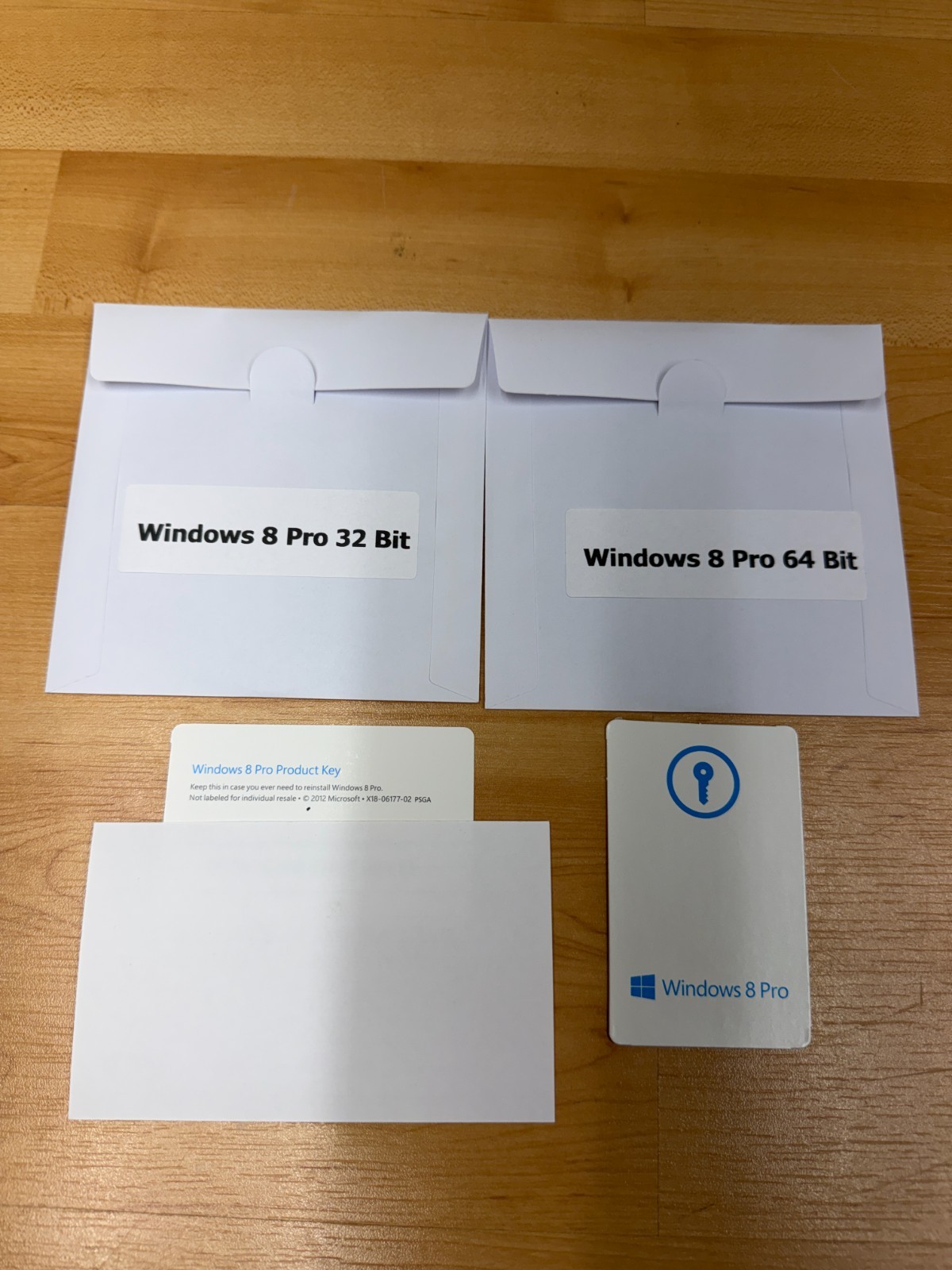 Microsoft Windows 8 Pro 32-Bit & 64-Bit Installation Discs with Product Key Card