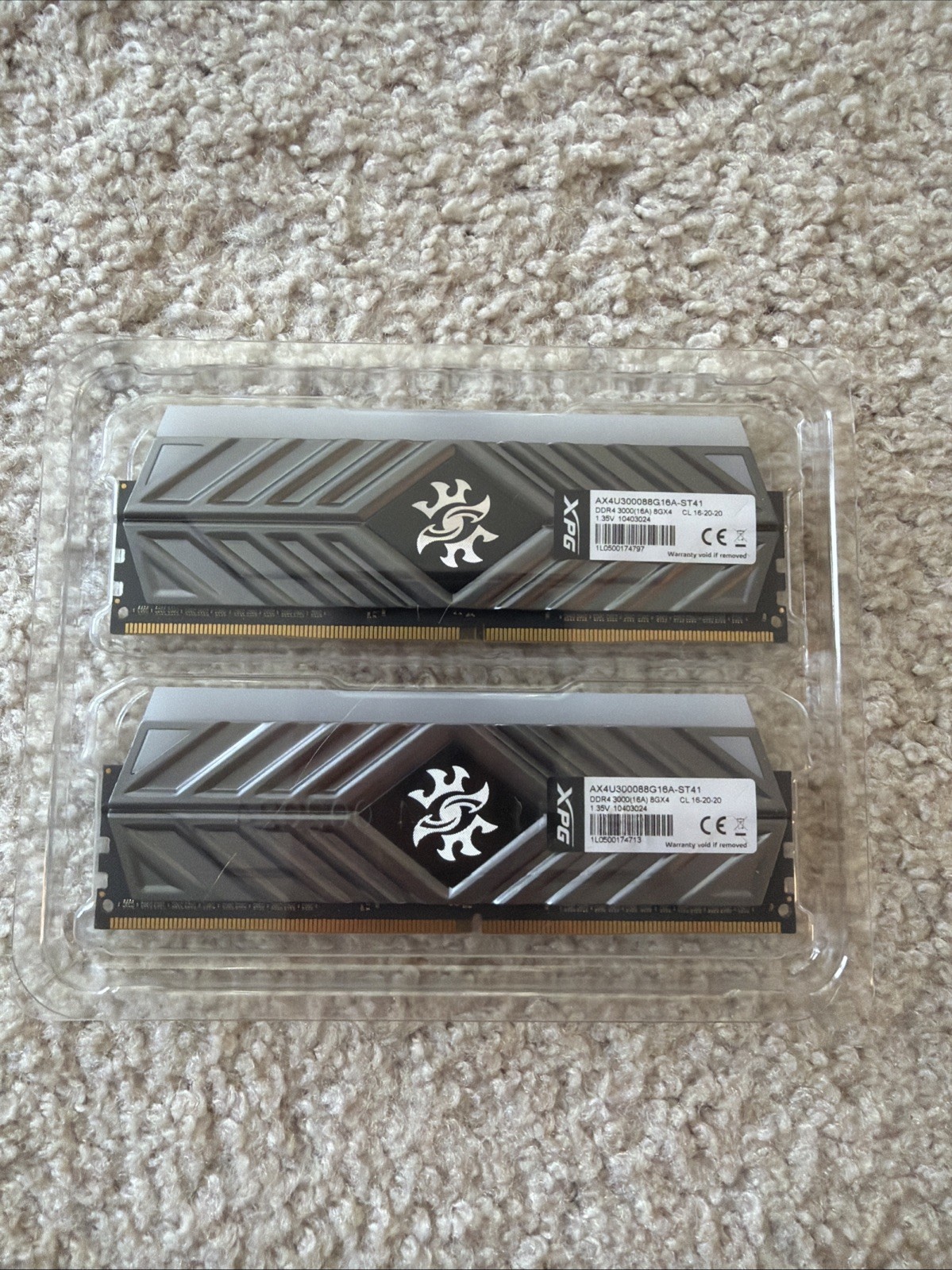 XPG ADATA GAMMIX 16GB (2x8GB) DDR4 3000(16A) 8GX4 (AX4U300088G16A-ST41)