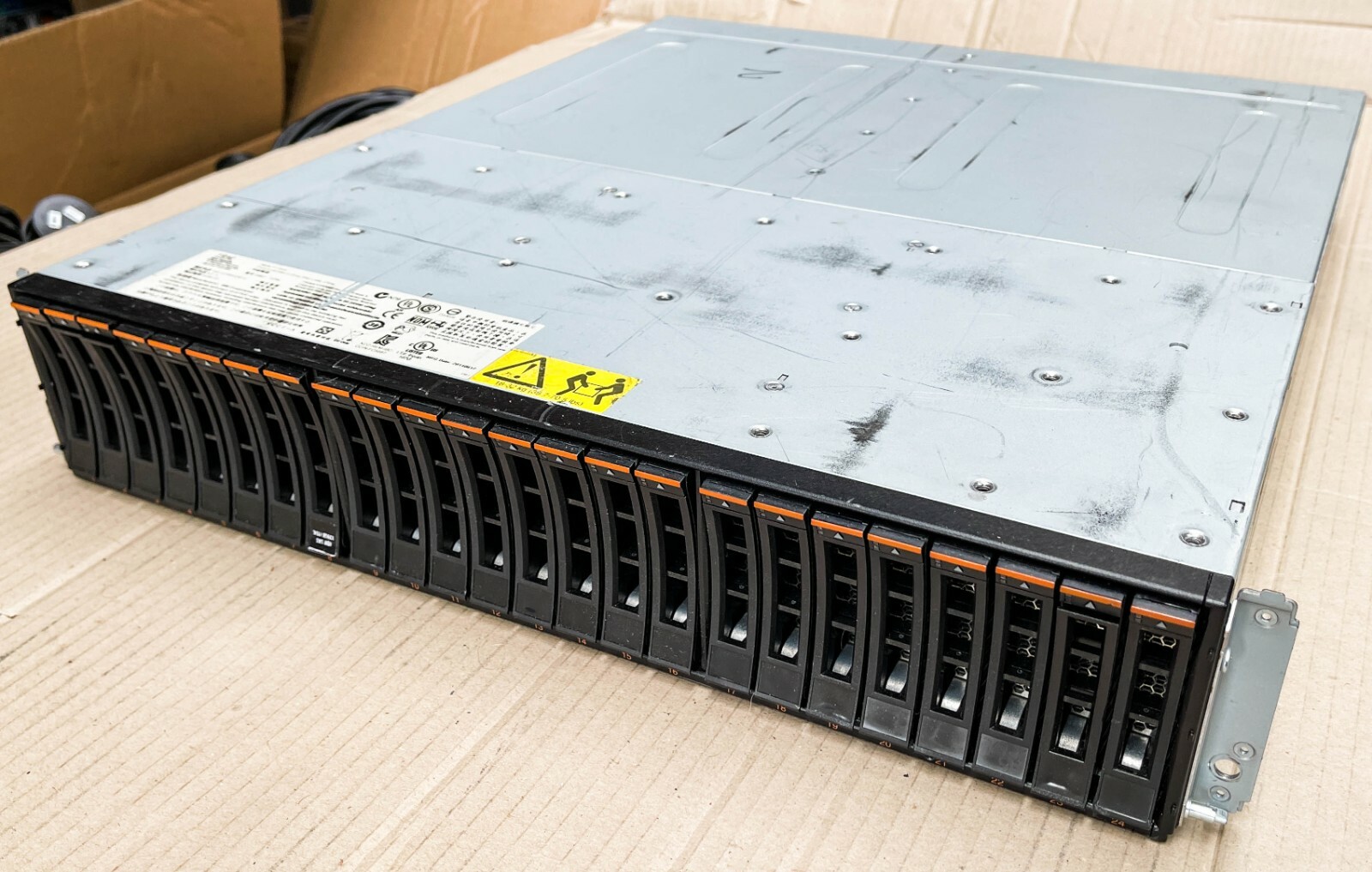 IBM FC 5887 EXPM2524 Storage Enclosure 22x 139GB SAS, 2x 00J0278, 2x PSUs
