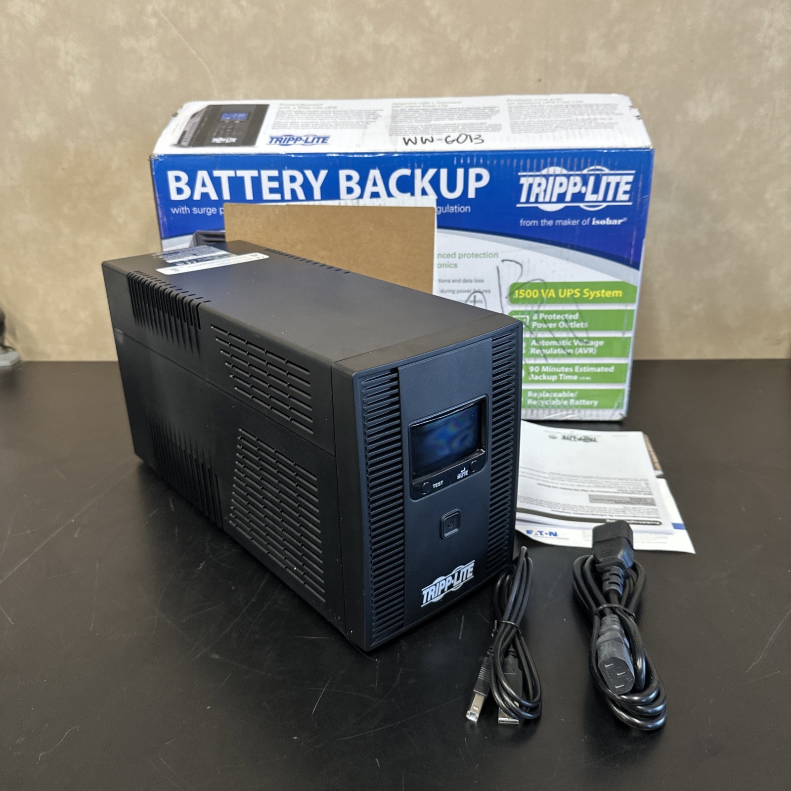 Tripp Lite SMX1500LCDT SmartPro 1500VA 900W UPS Tower LCD AVR