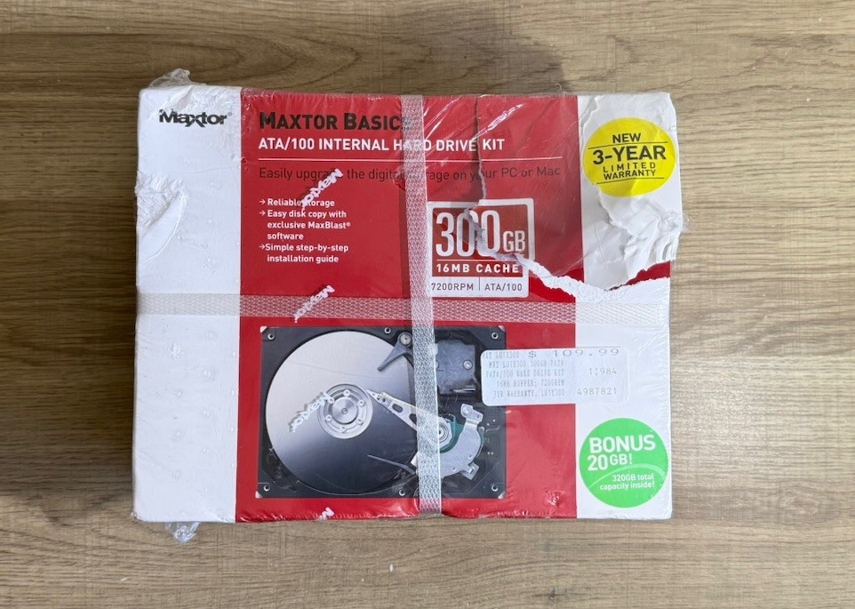 Maxtor Basics ATA/100 Internal Hard Drive Kit 300GB 16MB Cache 7200RPM SEALED